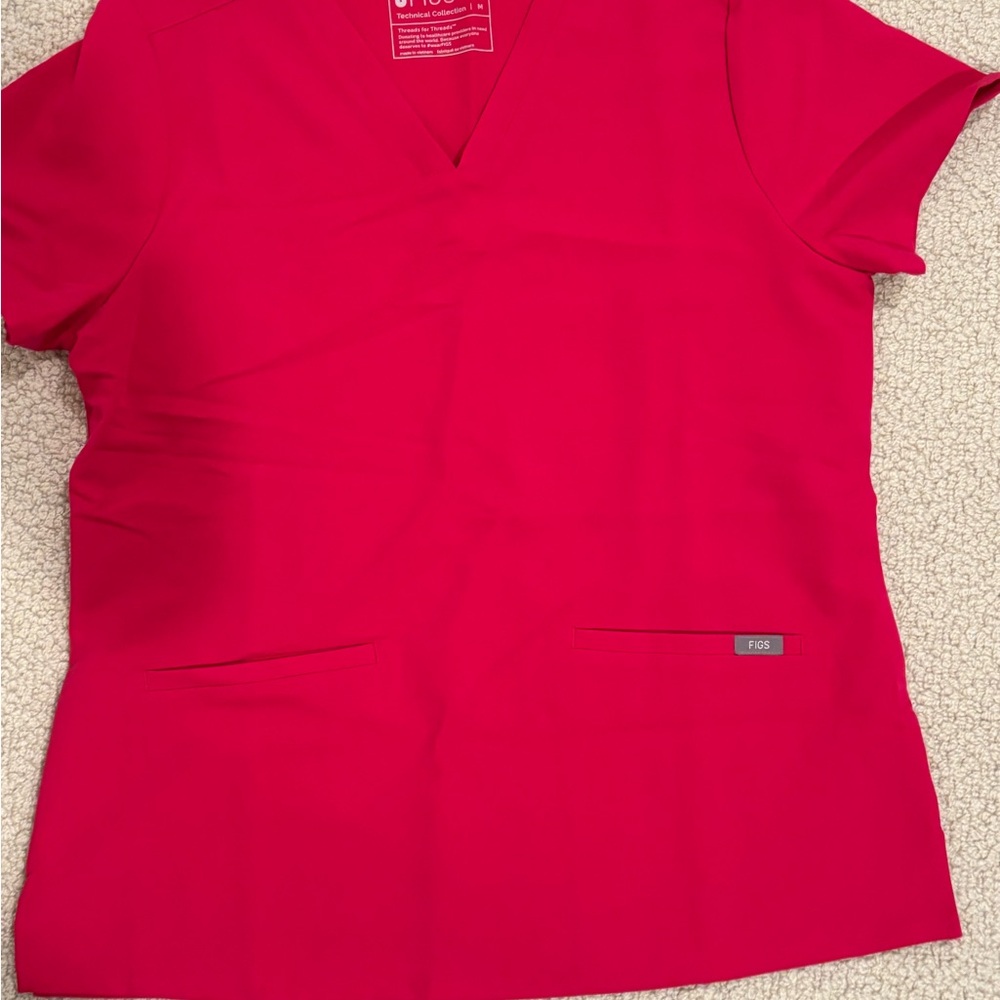 Figs pink scrub top